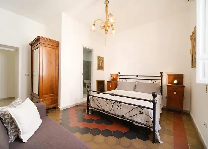 Vatican Domus By Buddyrent Apartment *